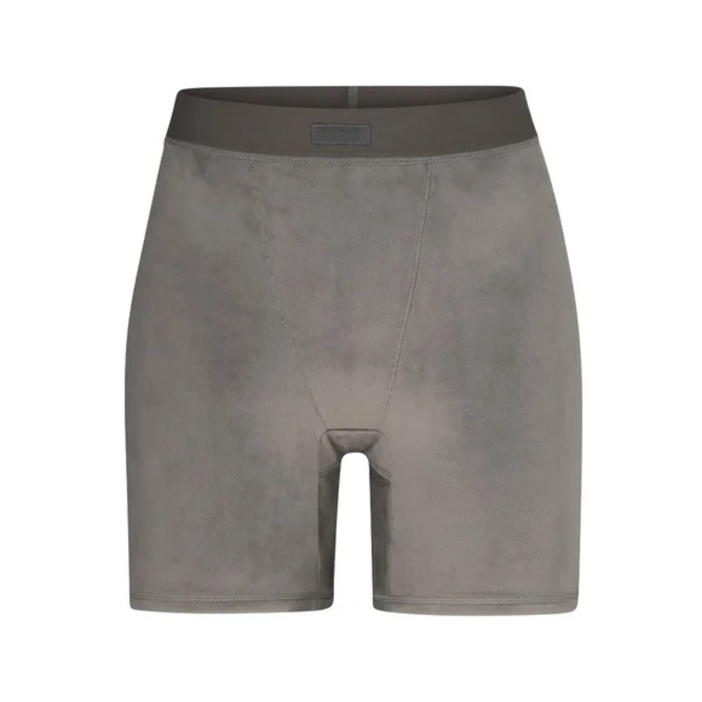 SKIMS Velour Bike Shorts in Gunmetal - Medium - Picture 2 of 6
